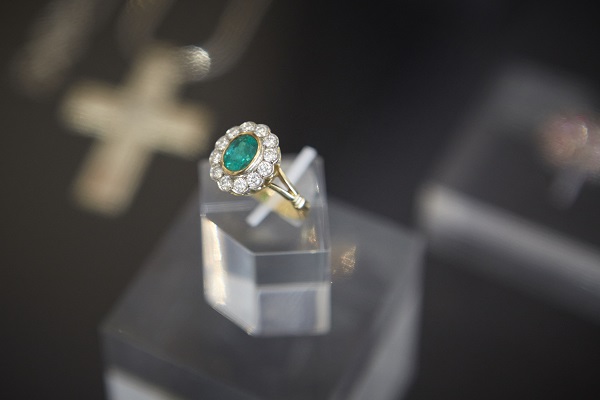 Alluvium emerald ring
